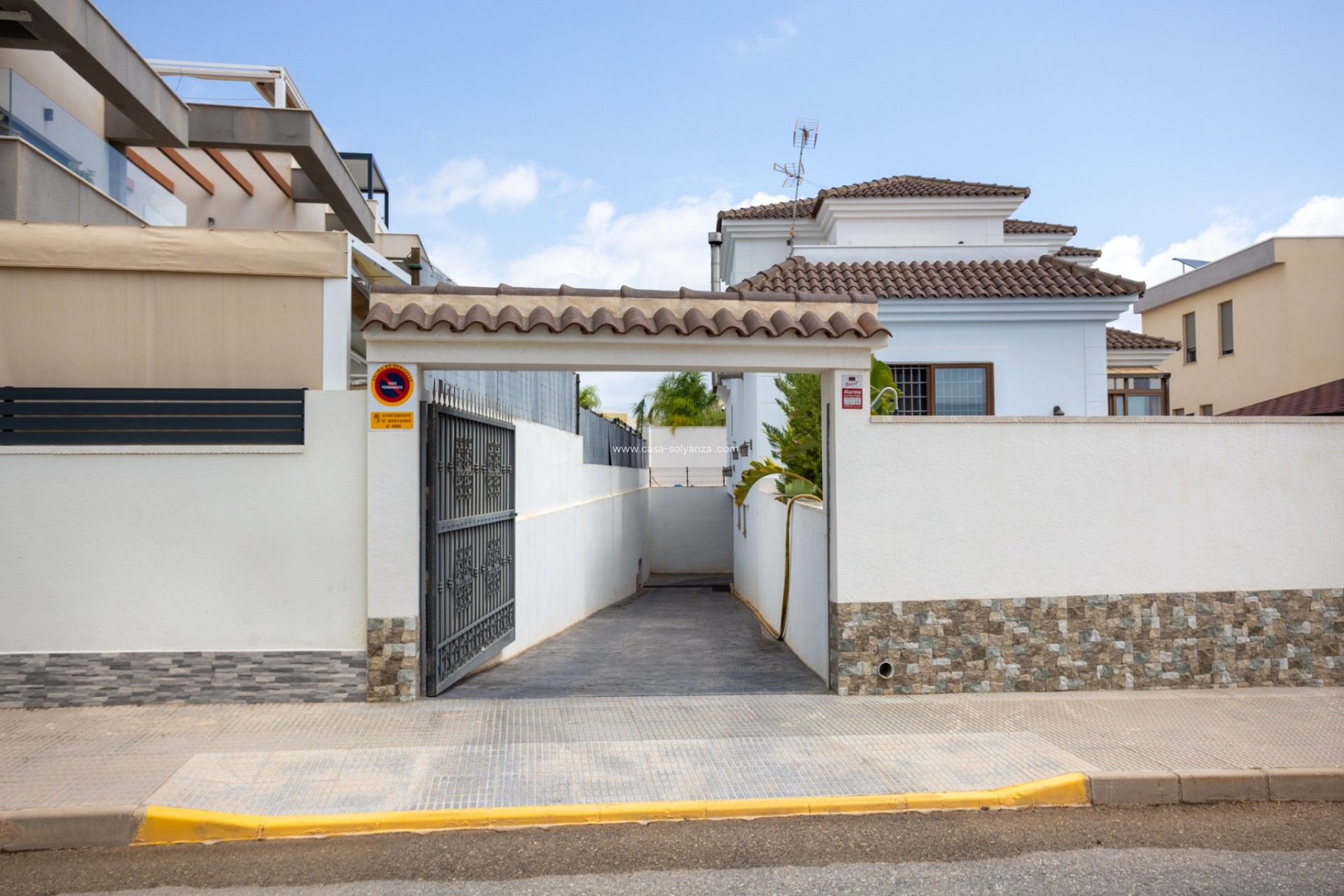 Resale - Villa - Los Montesinos - Costa Blanca