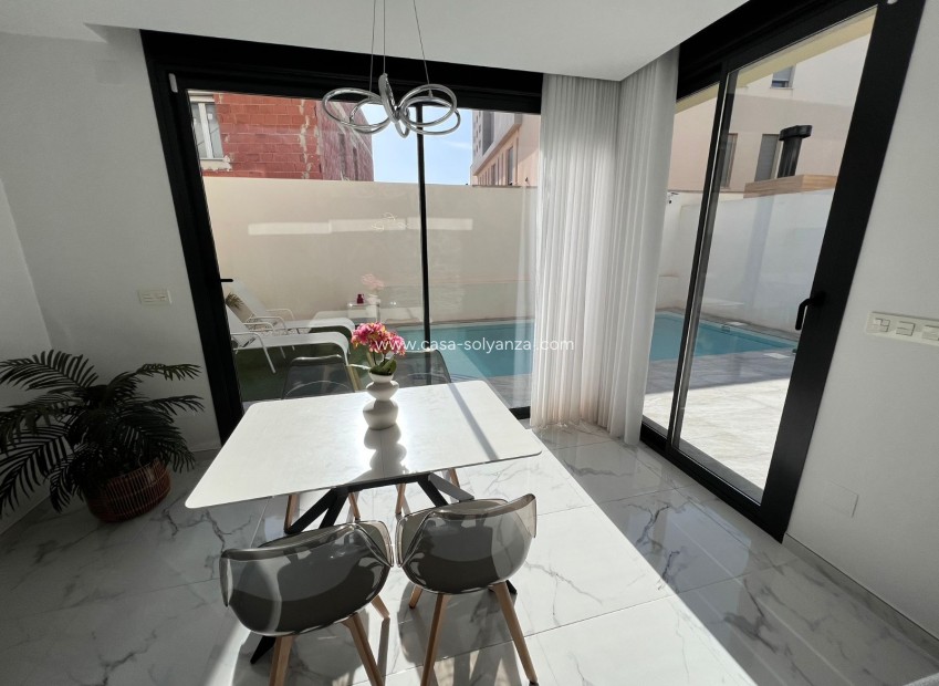 Resale - Villa - Los Montesinos - Costa Blanca