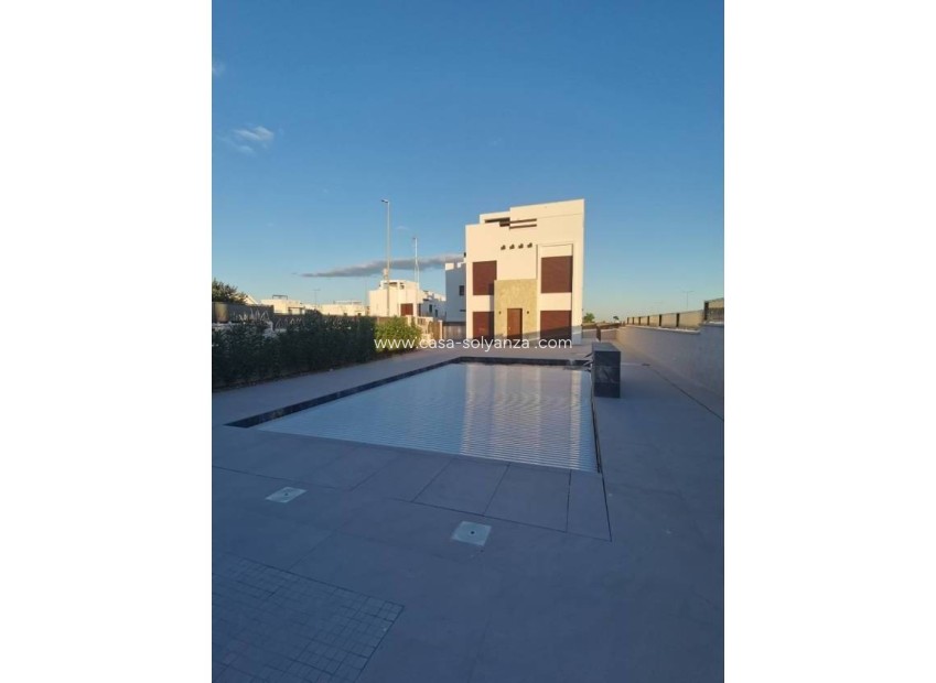 Resale - Villa - Los Montesinos - Costa Blanca