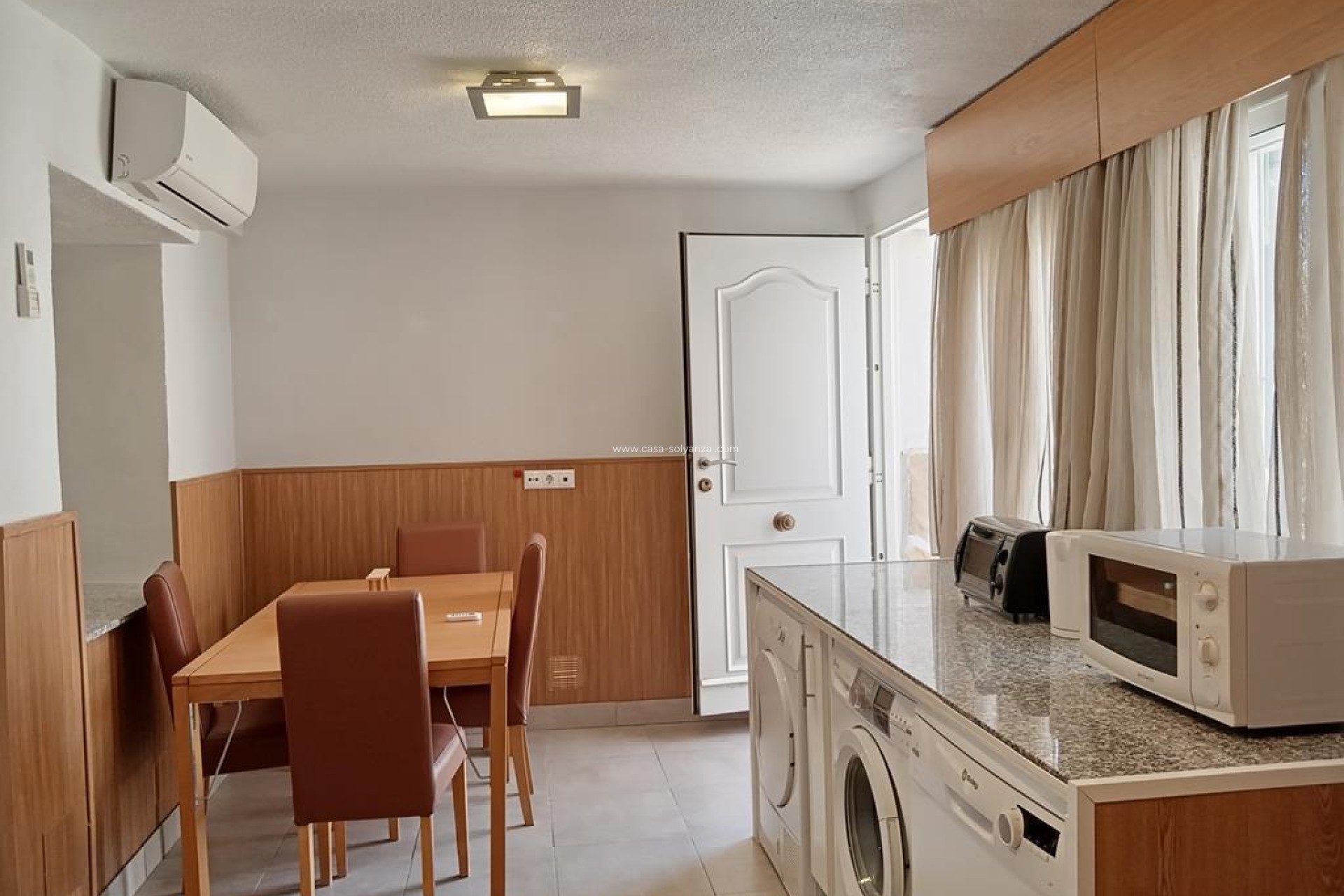Resale - Villa - Los Montesinos - PUEBLO CENTRO