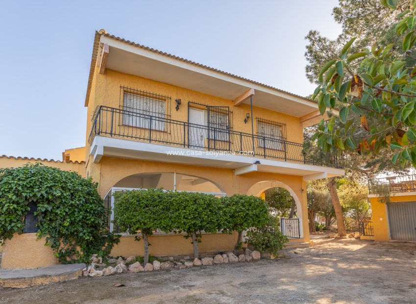 Resale - Villa - Los Montesinos