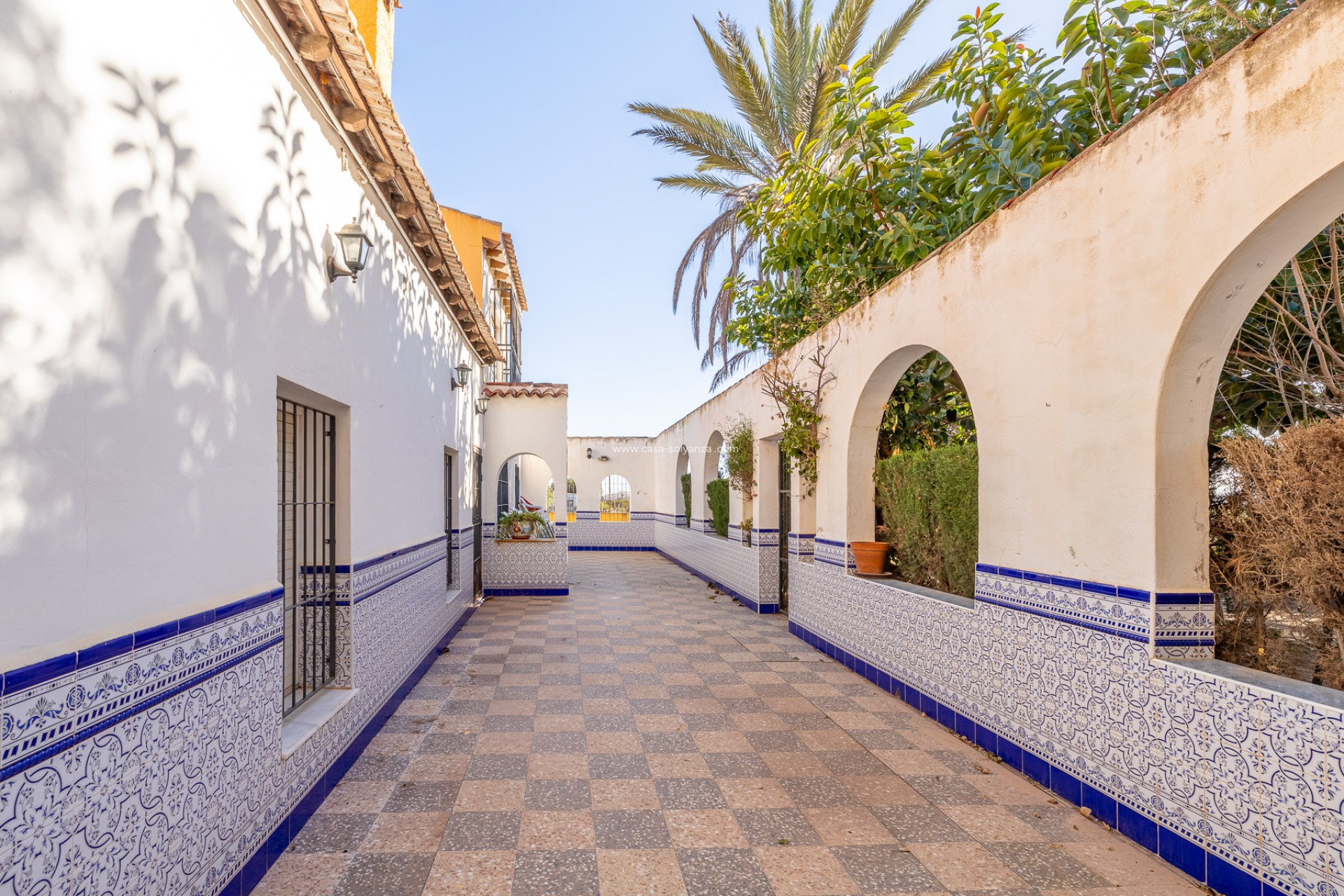 Resale - Villa - Los Montesinos