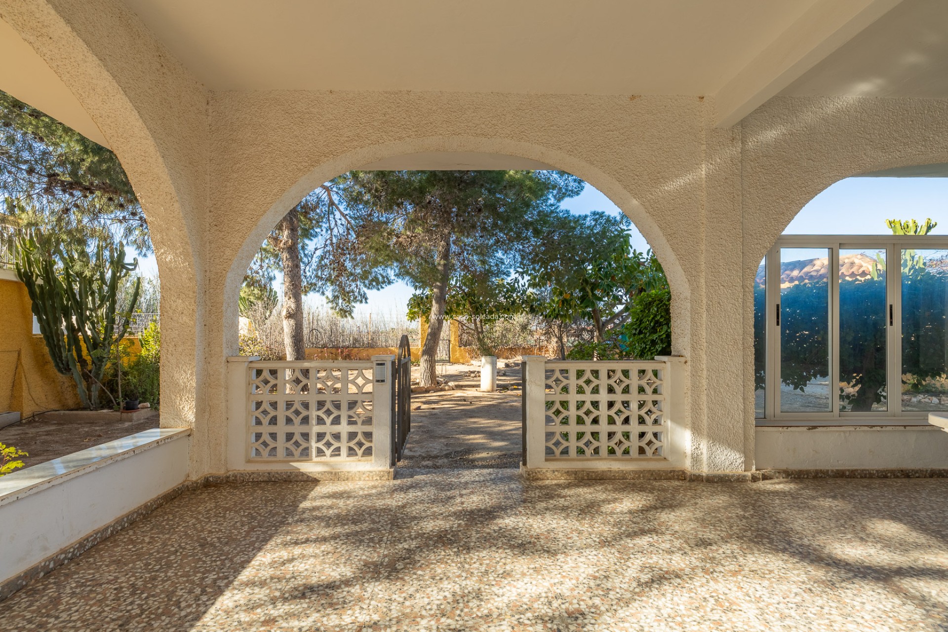 Resale - Villa - Los Montesinos