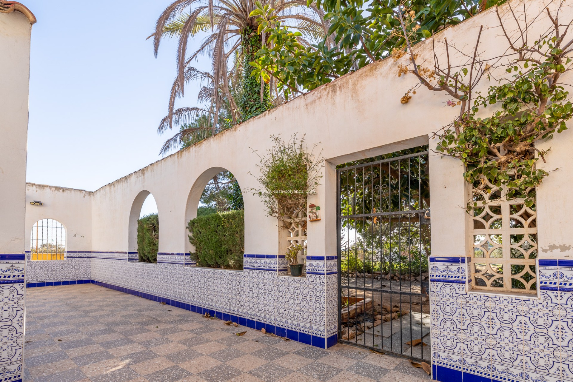 Resale - Villa - Los Montesinos