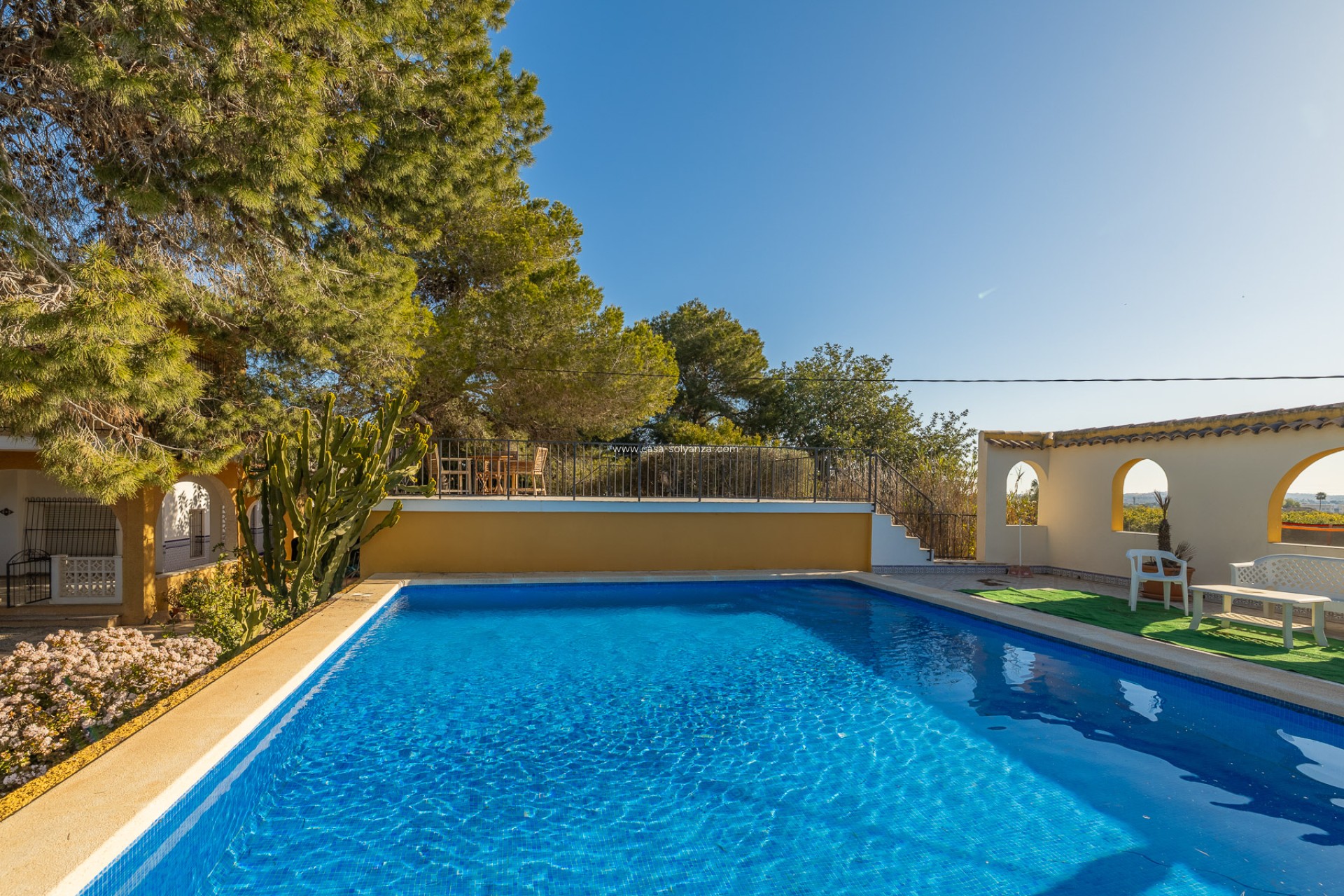 Resale - Villa - Los Montesinos