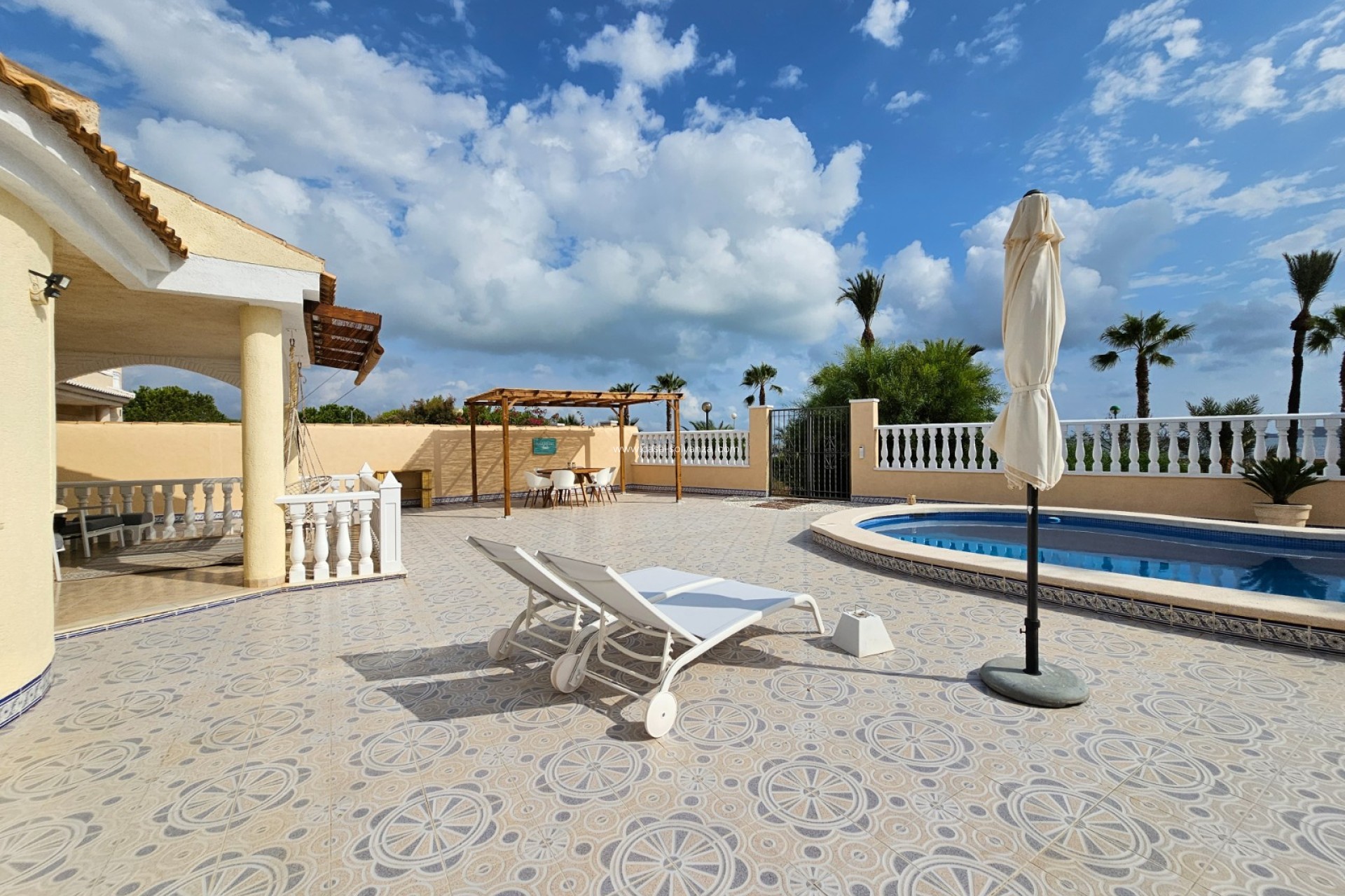 Resale - Villa - Los Urrutias - Costa Calida