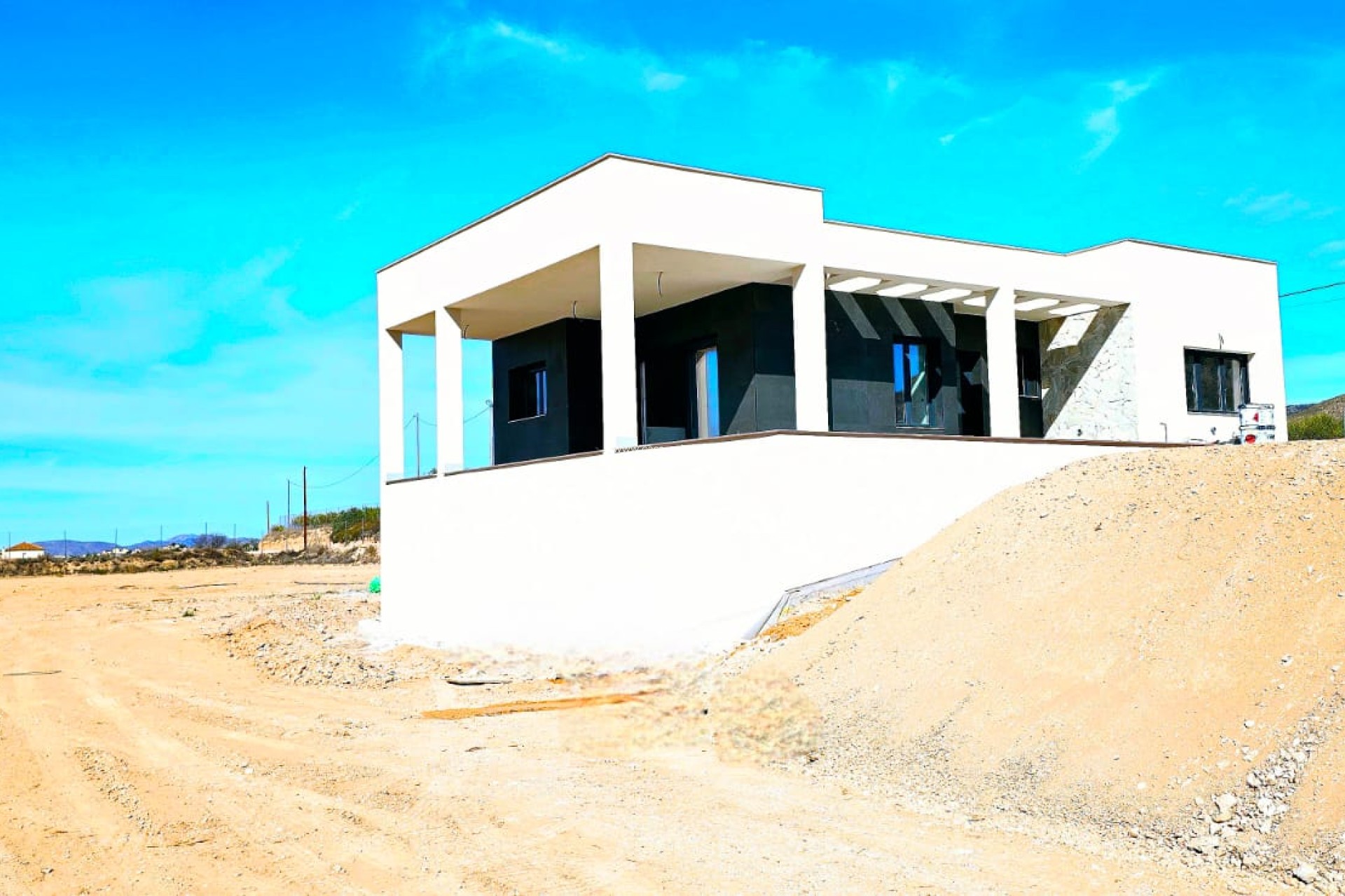 Resale - Villa - Macisvenda - Inland