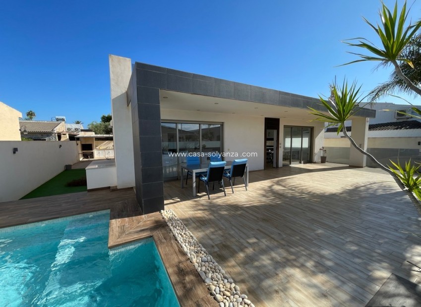 Resale - Villa - Mar de Cristal - Costa Calida