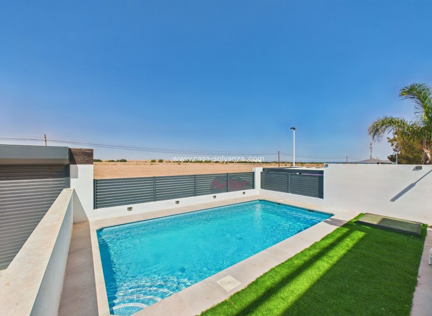 Resale - Villa - Mar de Cristal - Costa Calida