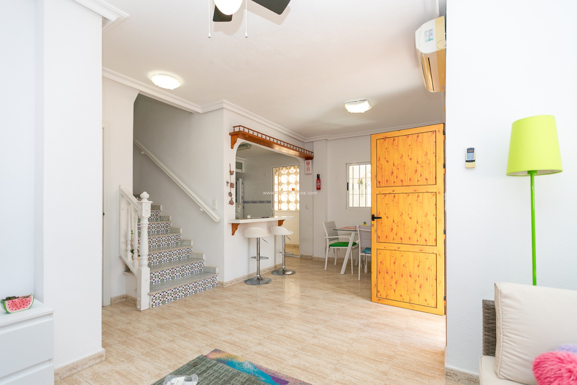 Resale - Villa - Mil Palmeras - Riomar