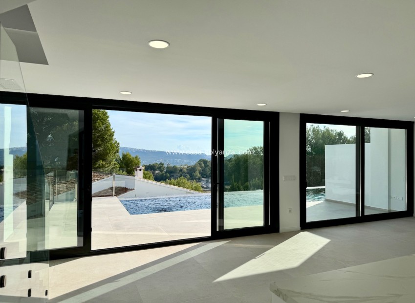 Resale - Villa - Moraira - Costa Blanca