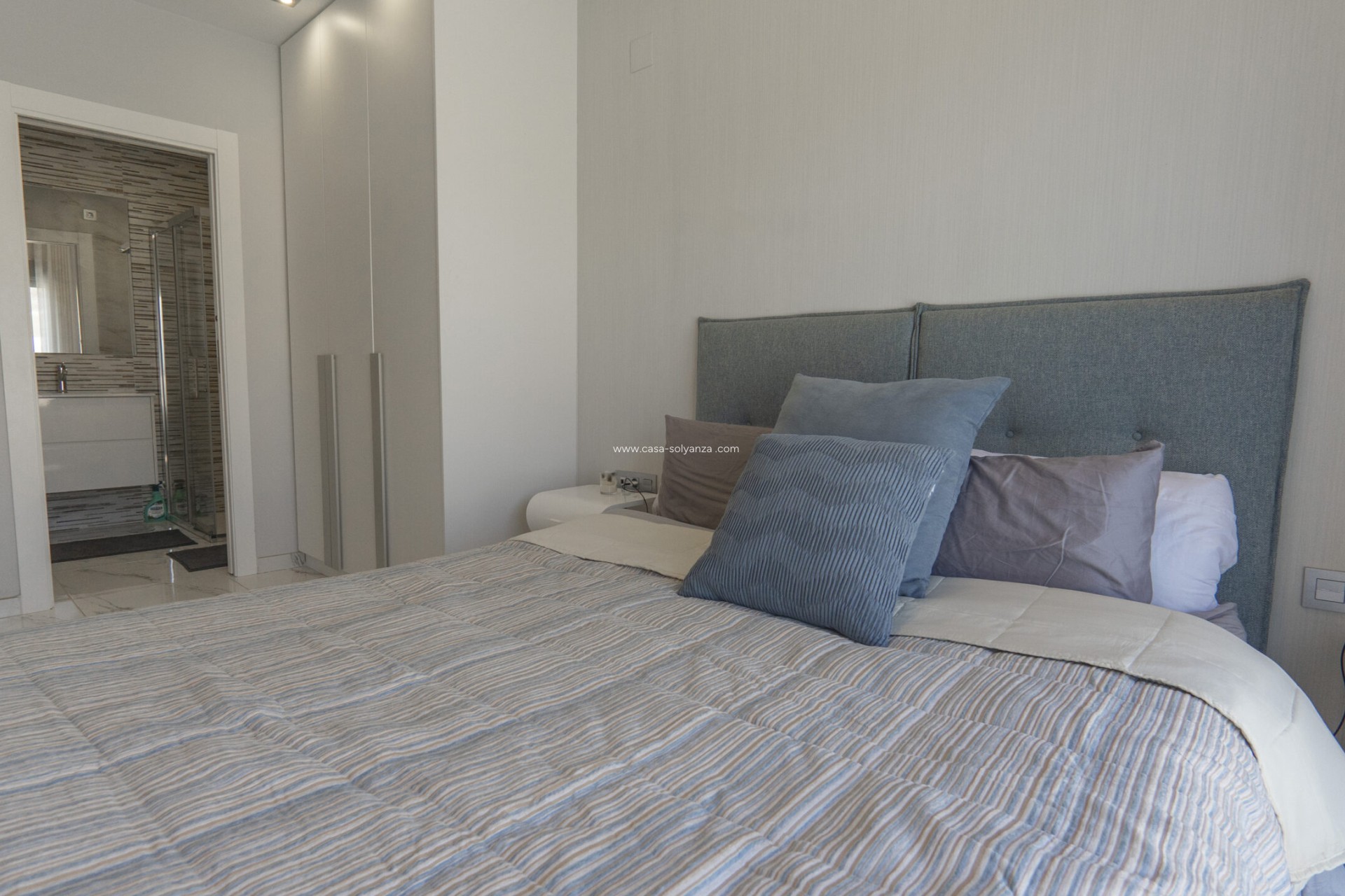 Resale - Villa - Orihuela Costa - 0