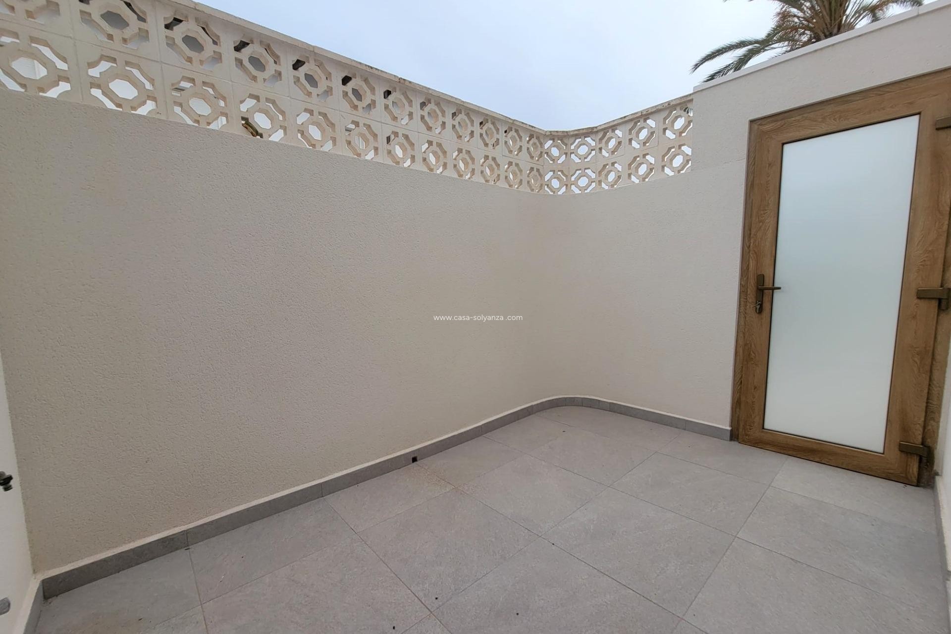 Resale - Villa - Orihuela Costa - Cabo Roig