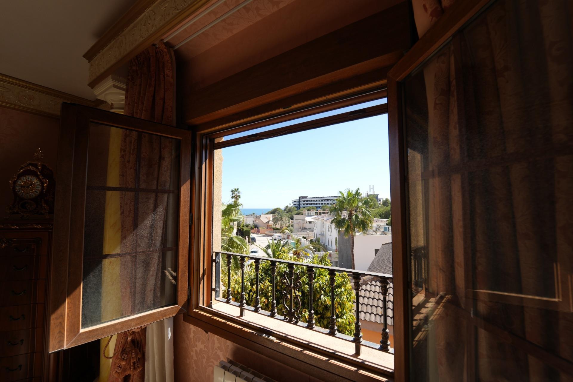 Resale - Villa - Orihuela Costa - Campoamor