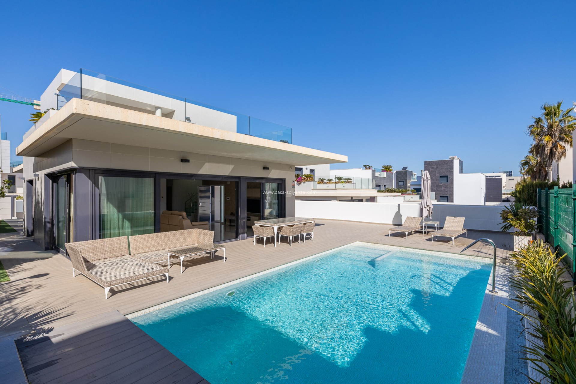 Resale - Villa - Orihuela Costa - Campoamor
