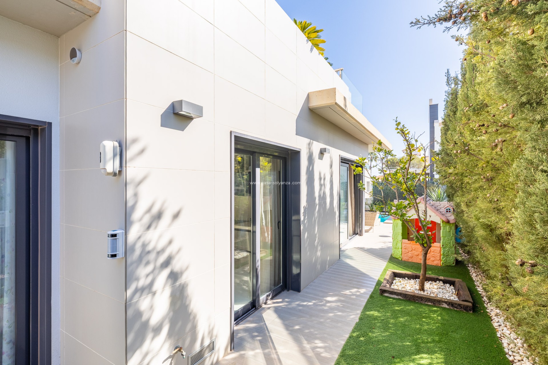 Resale - Villa - Orihuela Costa - Campoamor
