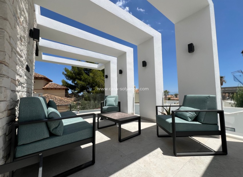 Resale - Villa - Orihuela Costa - Costa Blanca Sur