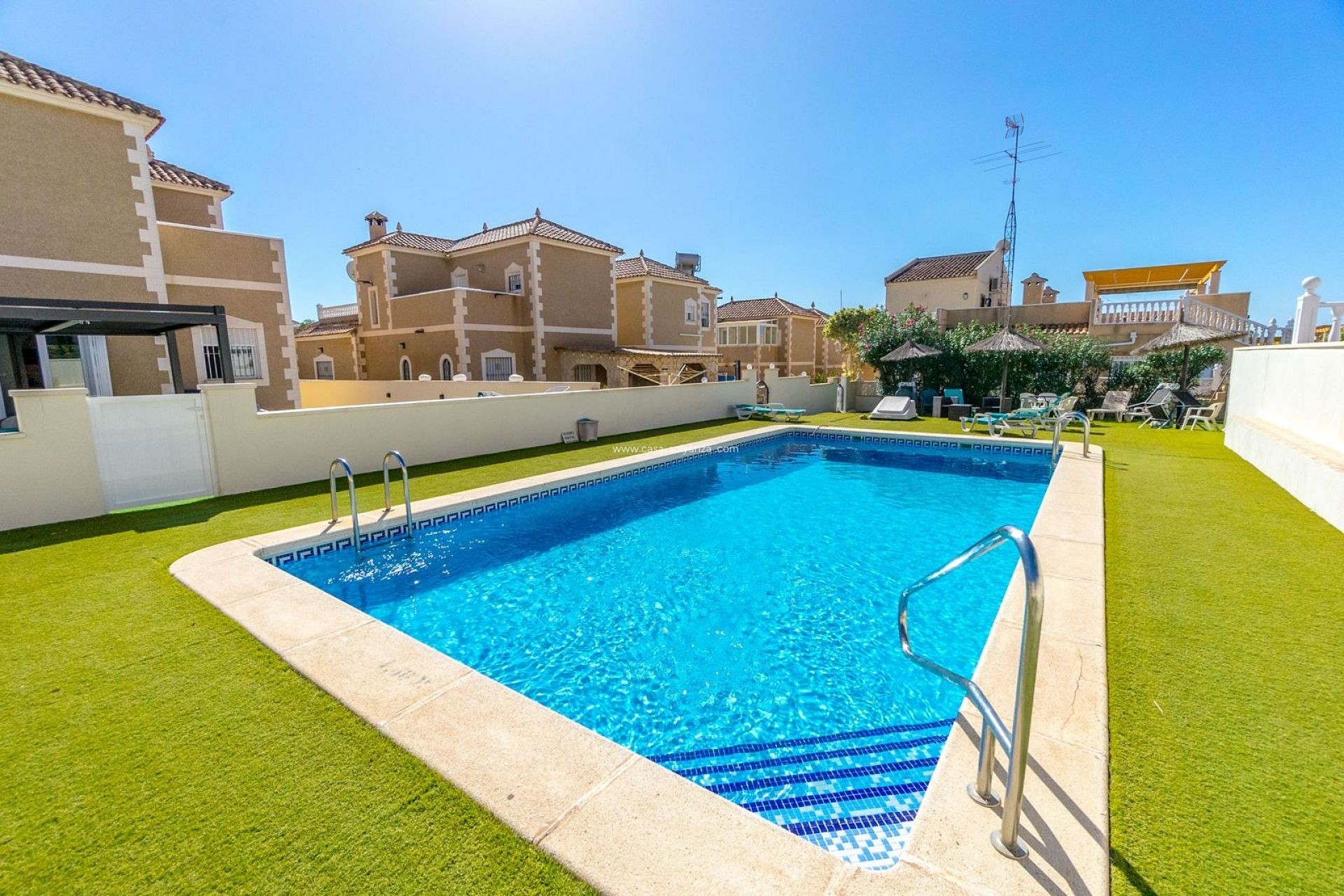 Resale - Villa - Orihuela Costa - Costa Blanca