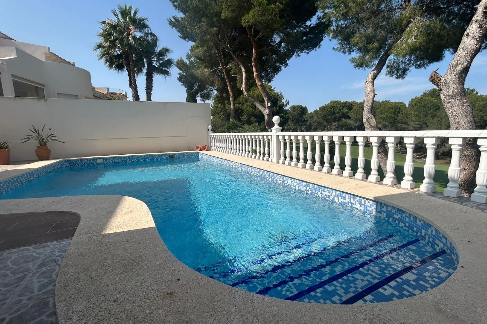 Resale - Villa - Orihuela Costa - Costa Blanca