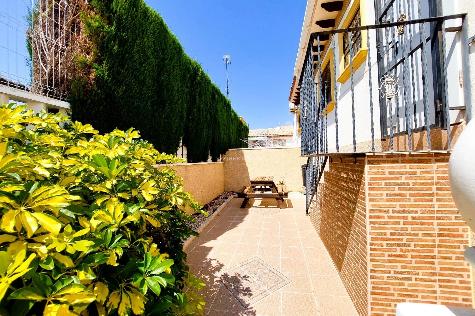 Resale - Villa - Orihuela Costa - Costa Blanca