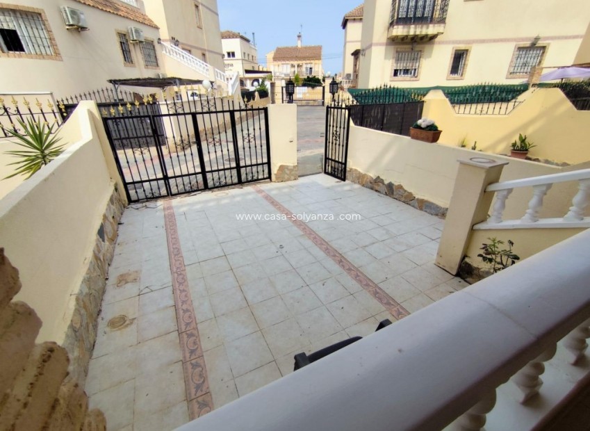 Resale - Villa - Orihuela Costa - Costa Blanca
