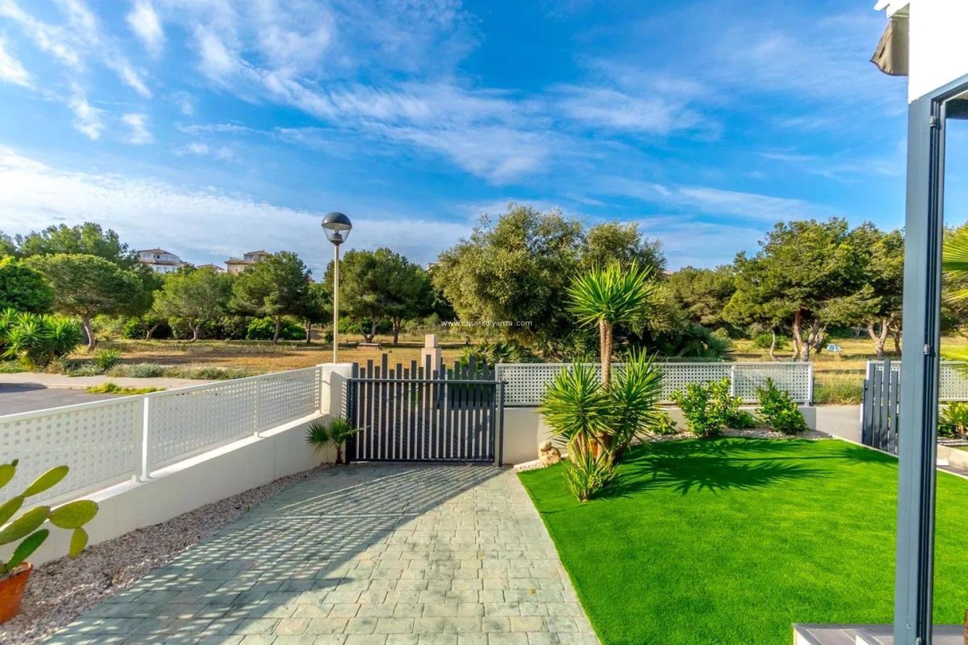 Resale - Villa - Orihuela Costa - Costa Blanca