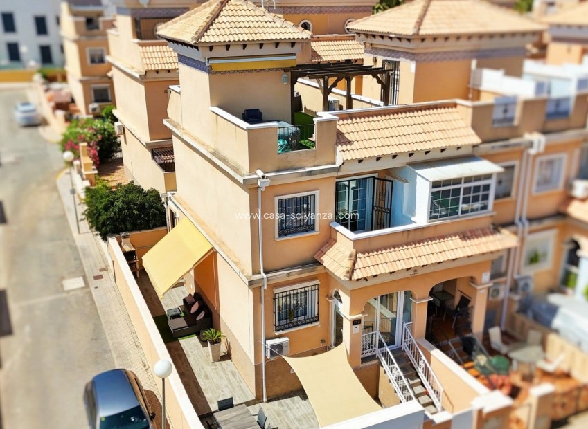 Resale - Villa - Orihuela Costa - Costa Blanca