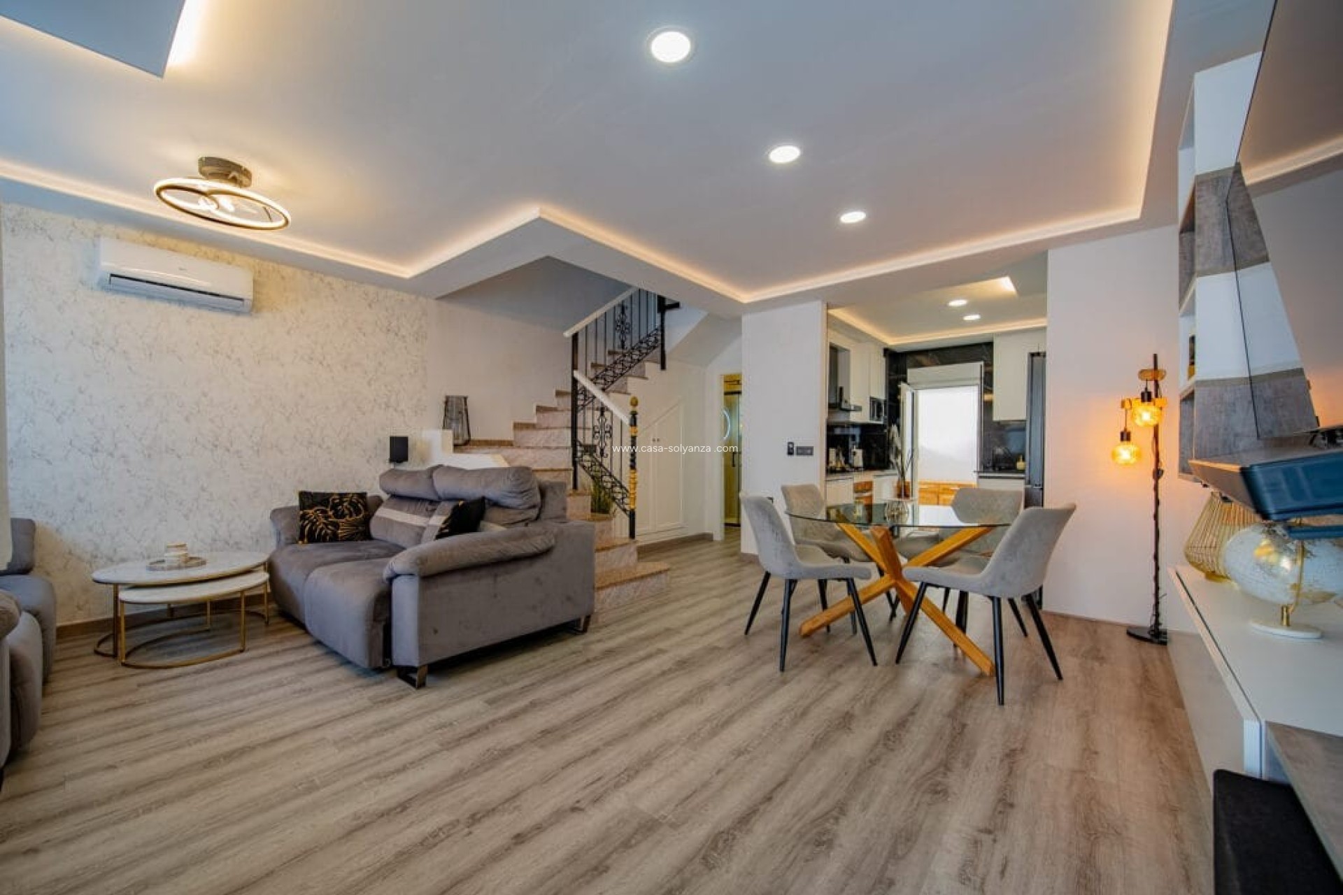 Resale - Villa - Orihuela Costa - Costa Blanca