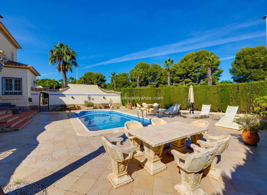 Resale - Villa - Orihuela Costa - Costa Blanca