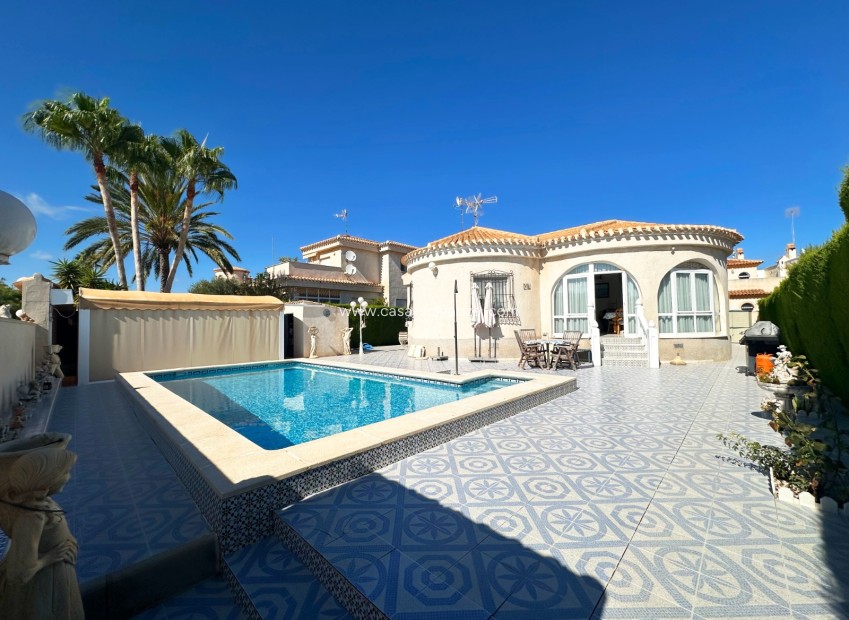 Resale - Villa - Orihuela Costa - Costa Blanca