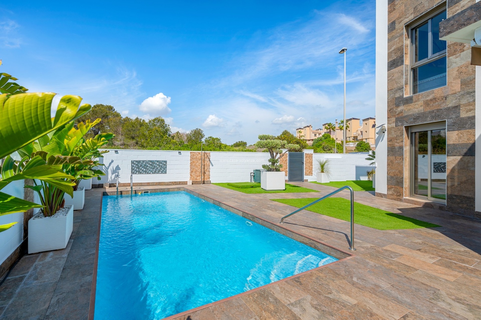 Resale - Villa - Orihuela Costa - Costa Blanca