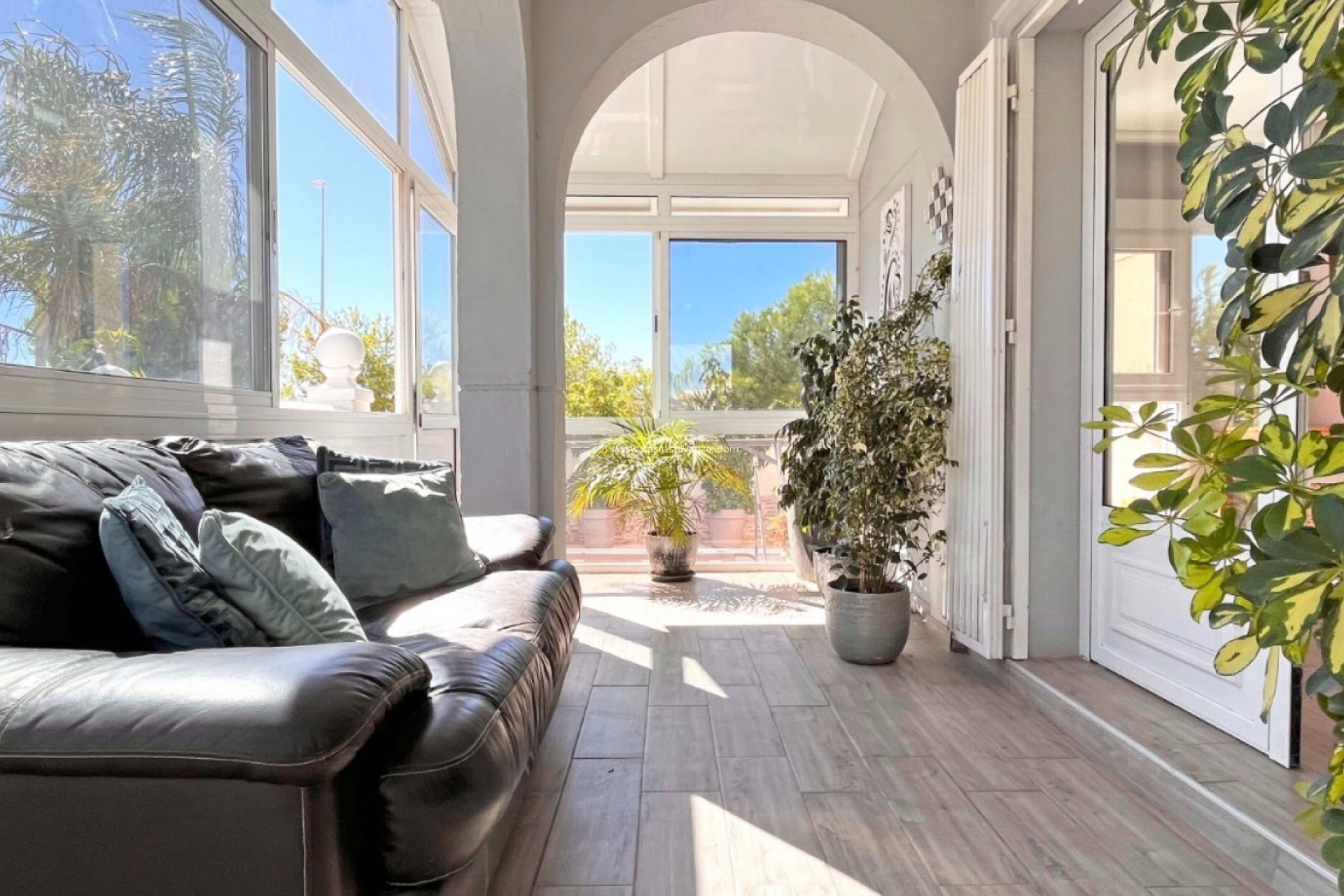 Resale - Villa - Orihuela Costa - Costa Blanca