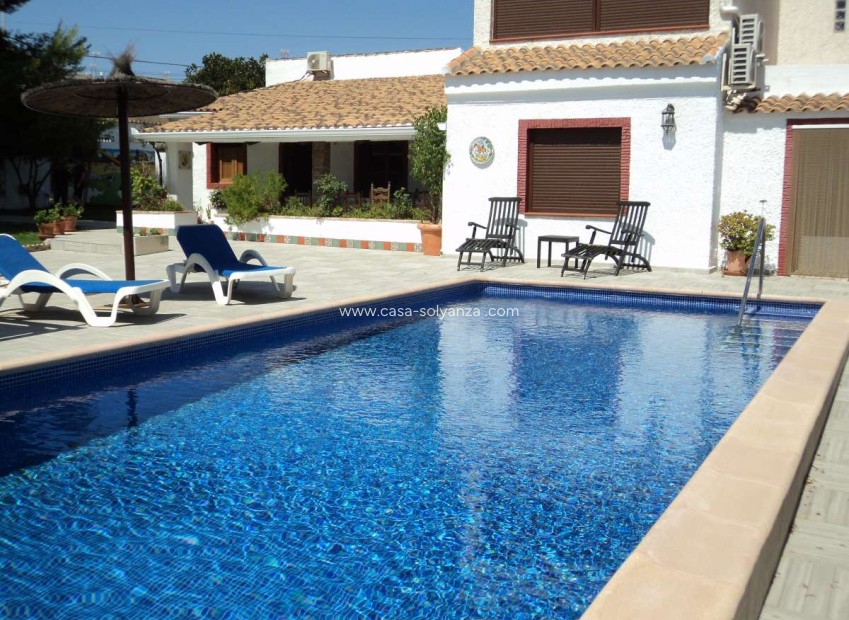 Resale - Villa - Orihuela Costa - Costa Blanca