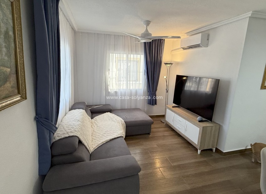 Resale - Villa - Orihuela Costa - Costa Blanca