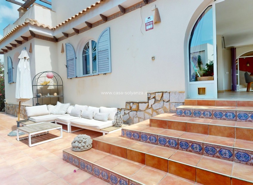 Resale - Villa - Orihuela Costa - Costa Blanca