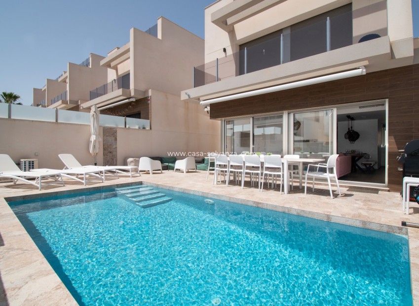 Resale - Villa - Orihuela Costa - Costa Blanca