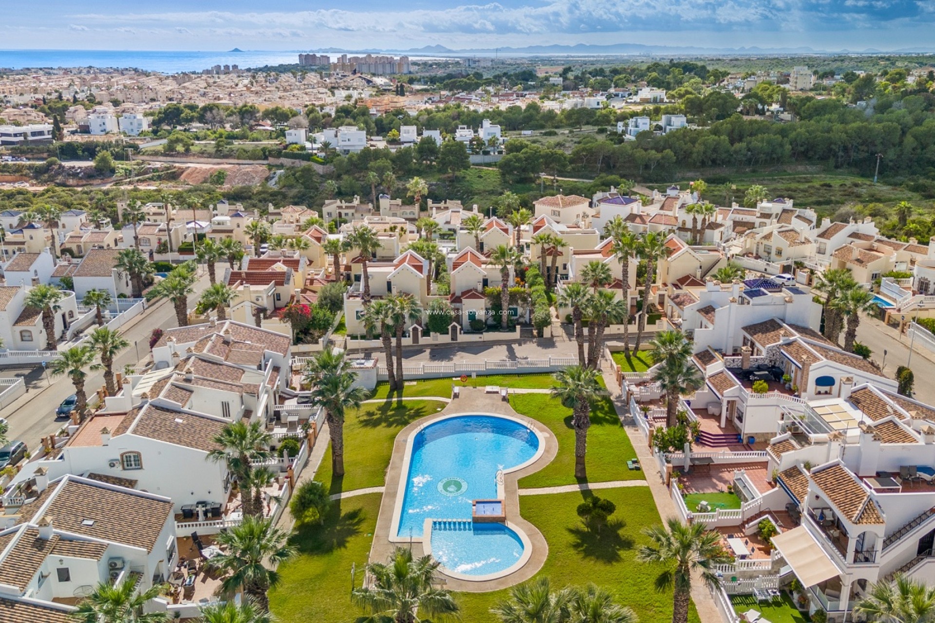 Resale - Villa - Orihuela Costa - Costa Blanca