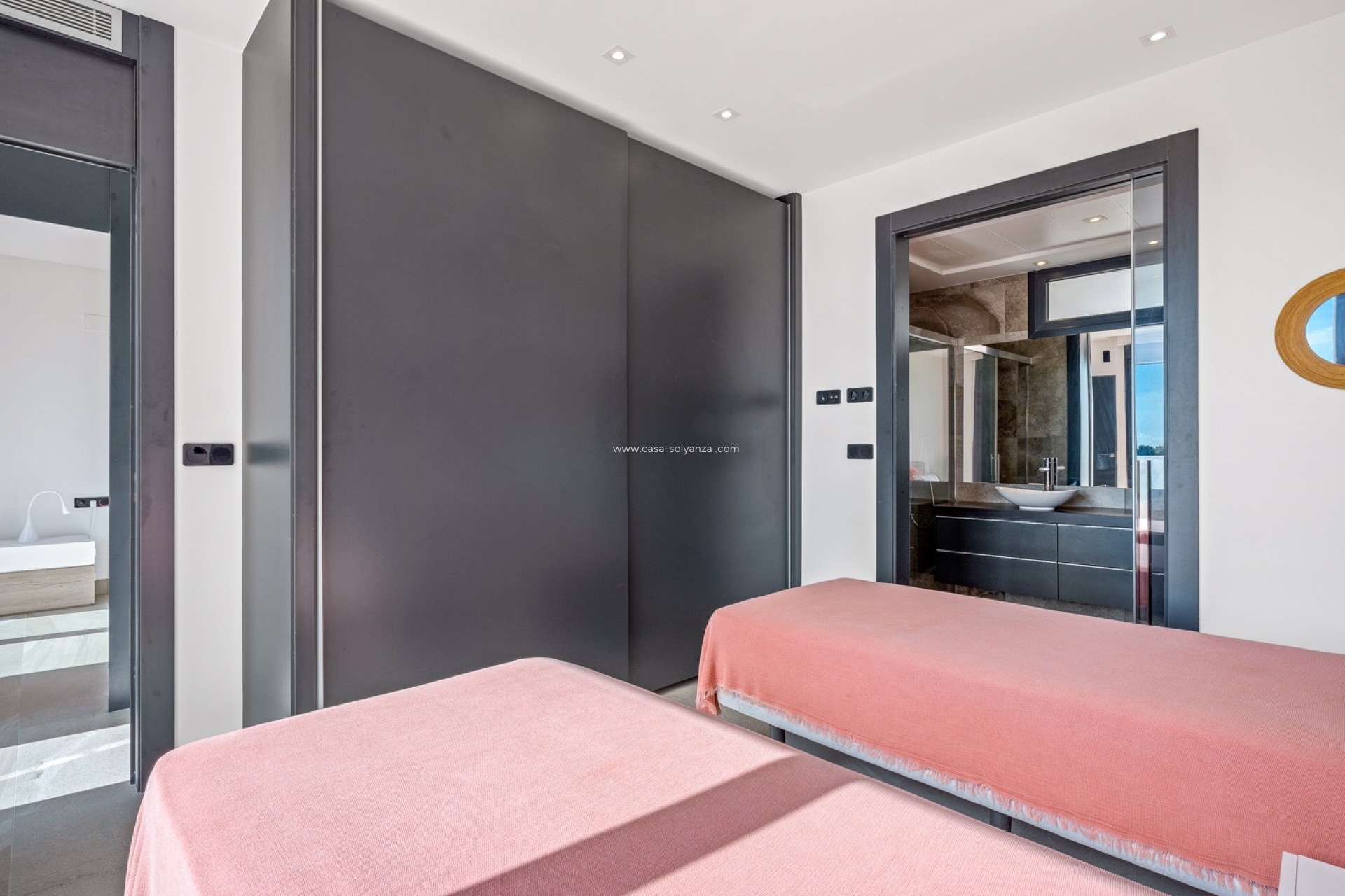 Resale - Villa - Orihuela Costa - Costa Blanca