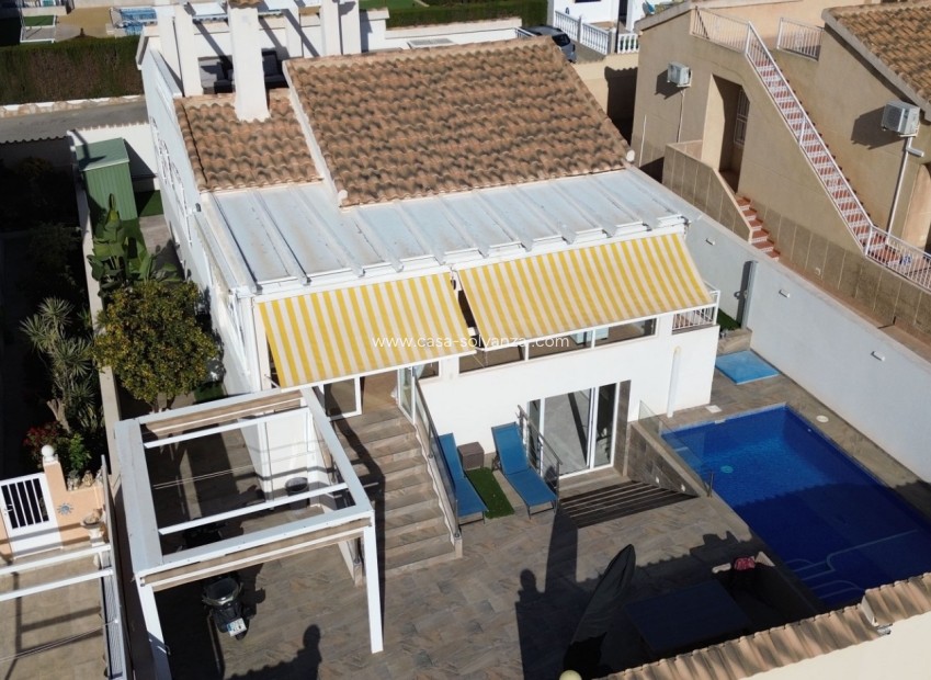 Resale - Villa - Orihuela Costa - Costa Blanca