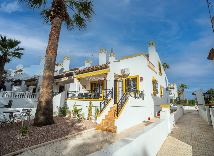 Resale - Villa - Orihuela Costa - Costa Blanca