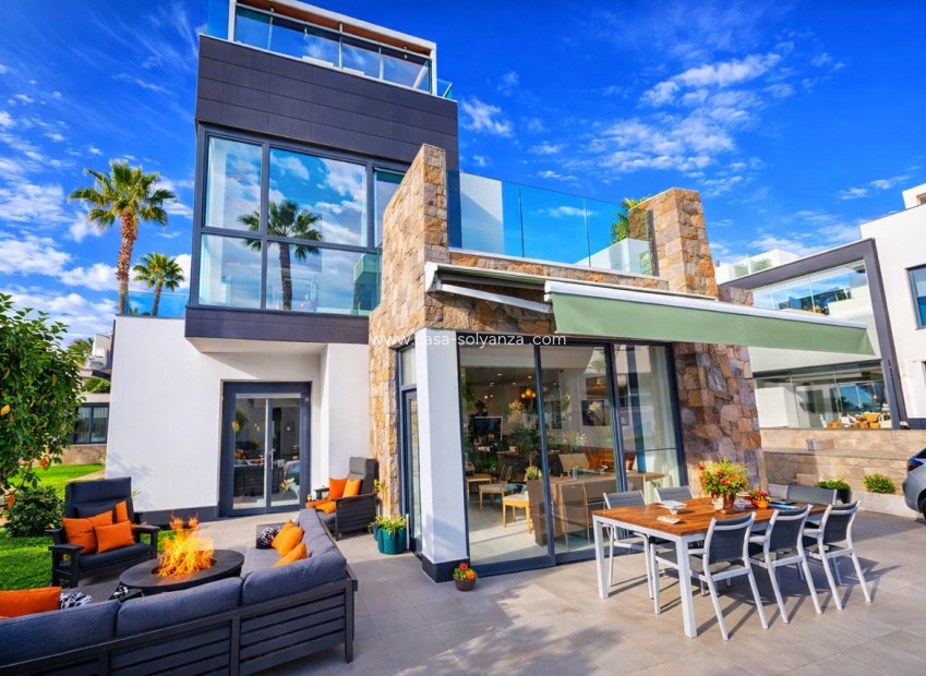 Resale - Villa - Orihuela Costa - Costa Blanca