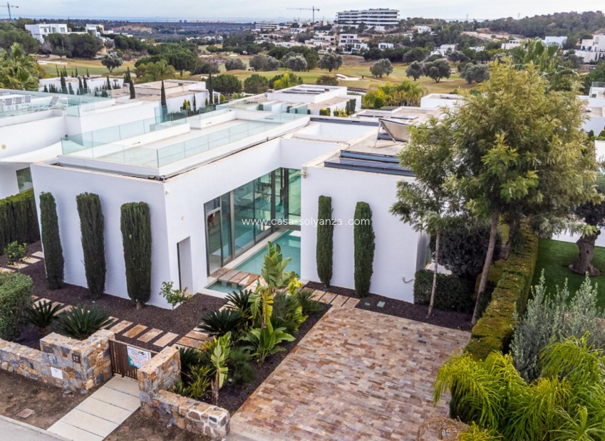 Resale - Villa - Orihuela Costa - Costa Blanca