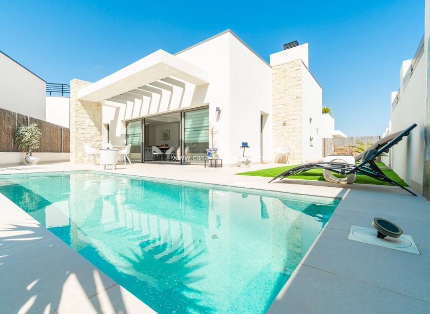 Resale - Villa - Orihuela Costa - Costa Blanca