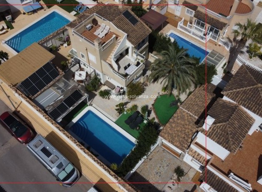 Resale - Villa - Orihuela Costa - Costa Blanca
