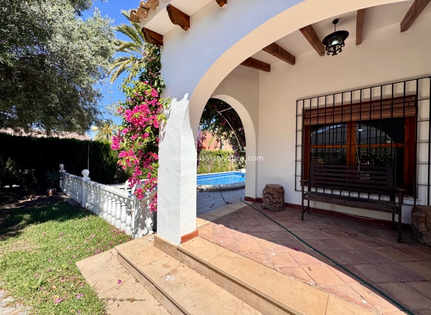 Resale - Villa - Orihuela Costa - Costa Blanca