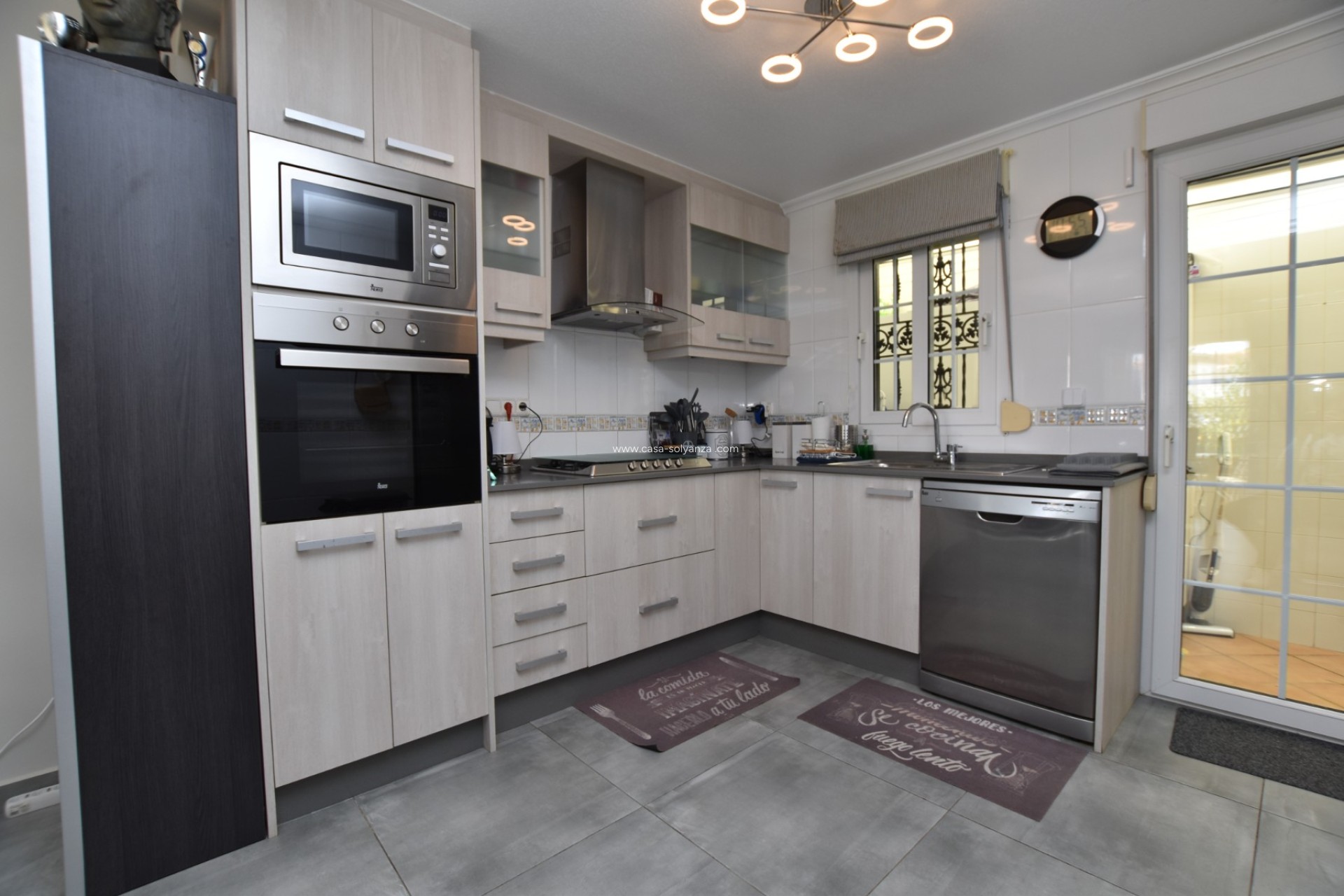 Resale - Villa - Orihuela Costa - Costa Blanca