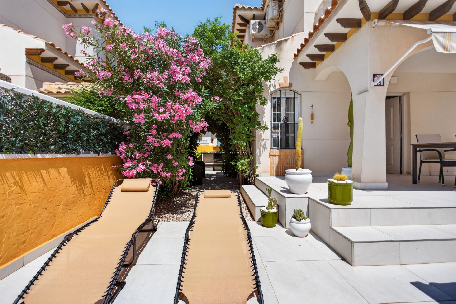 Resale - Villa - Orihuela Costa - Costa Blanca
