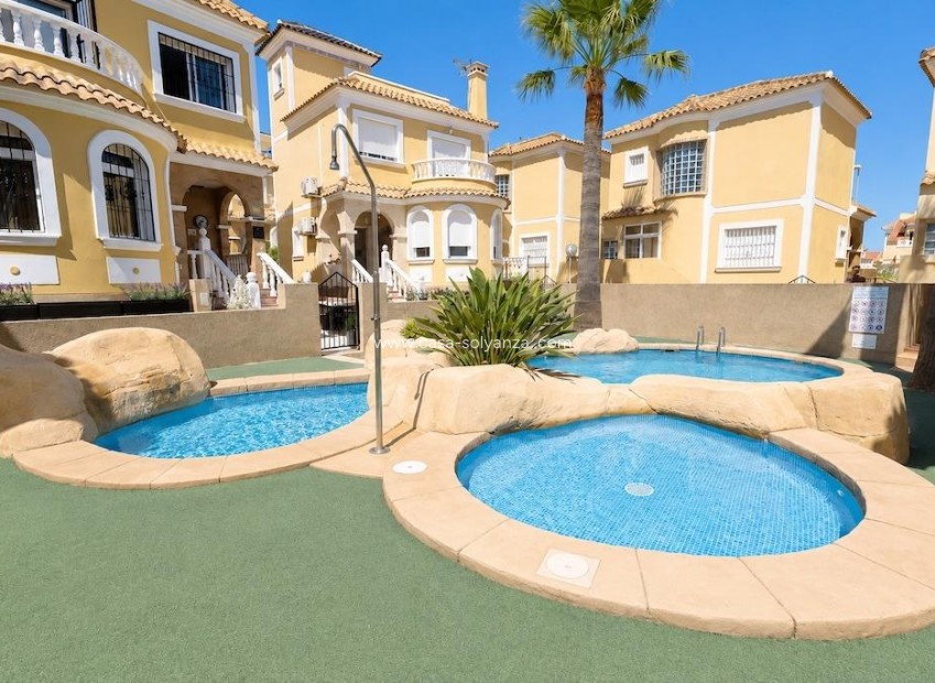 Resale - Villa - Orihuela Costa - Costa Blanca