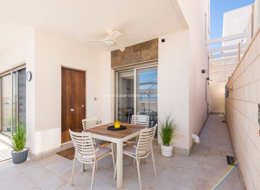 Resale - Villa - Orihuela Costa - Costa Blanca