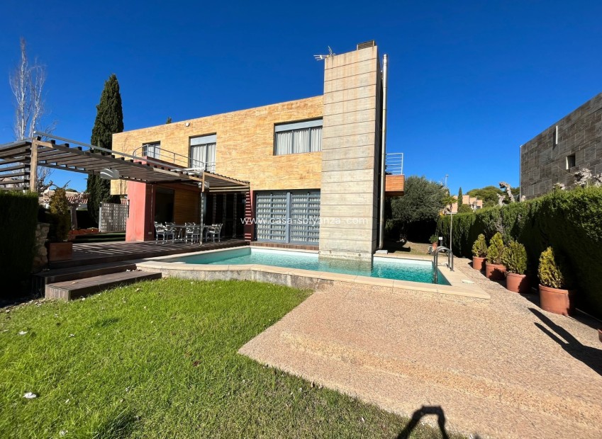 Resale - Villa - Orihuela Costa - Dehesa de Campoamor